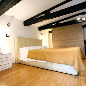 https://venezia-residence.hotelslidodijesolo.com