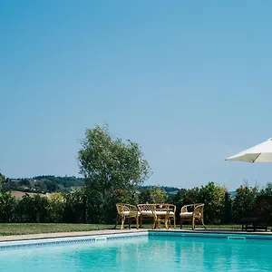 Gatto Bianco Tizzauli Bauernhof Montespertoli