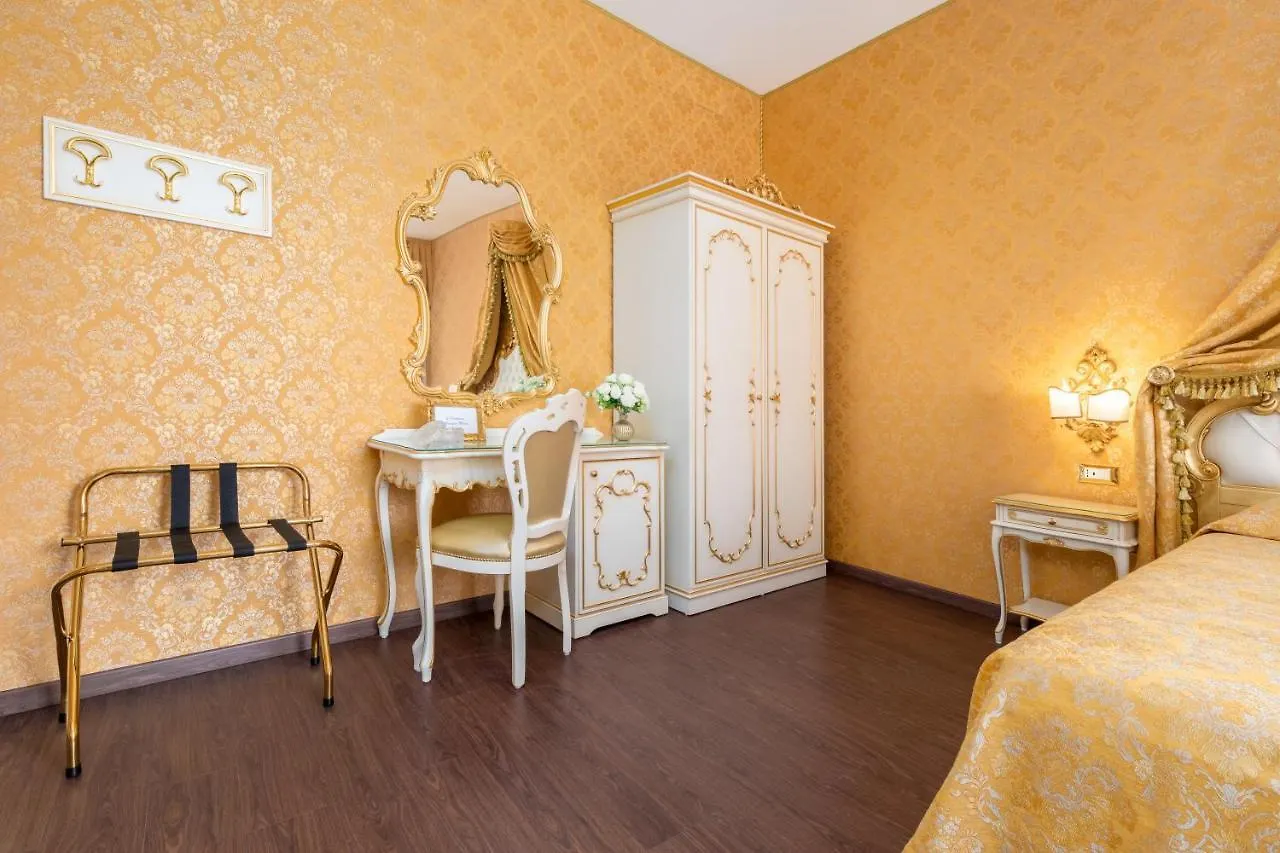 La Veneziana Boutique Rooms 0*, Venice Italy